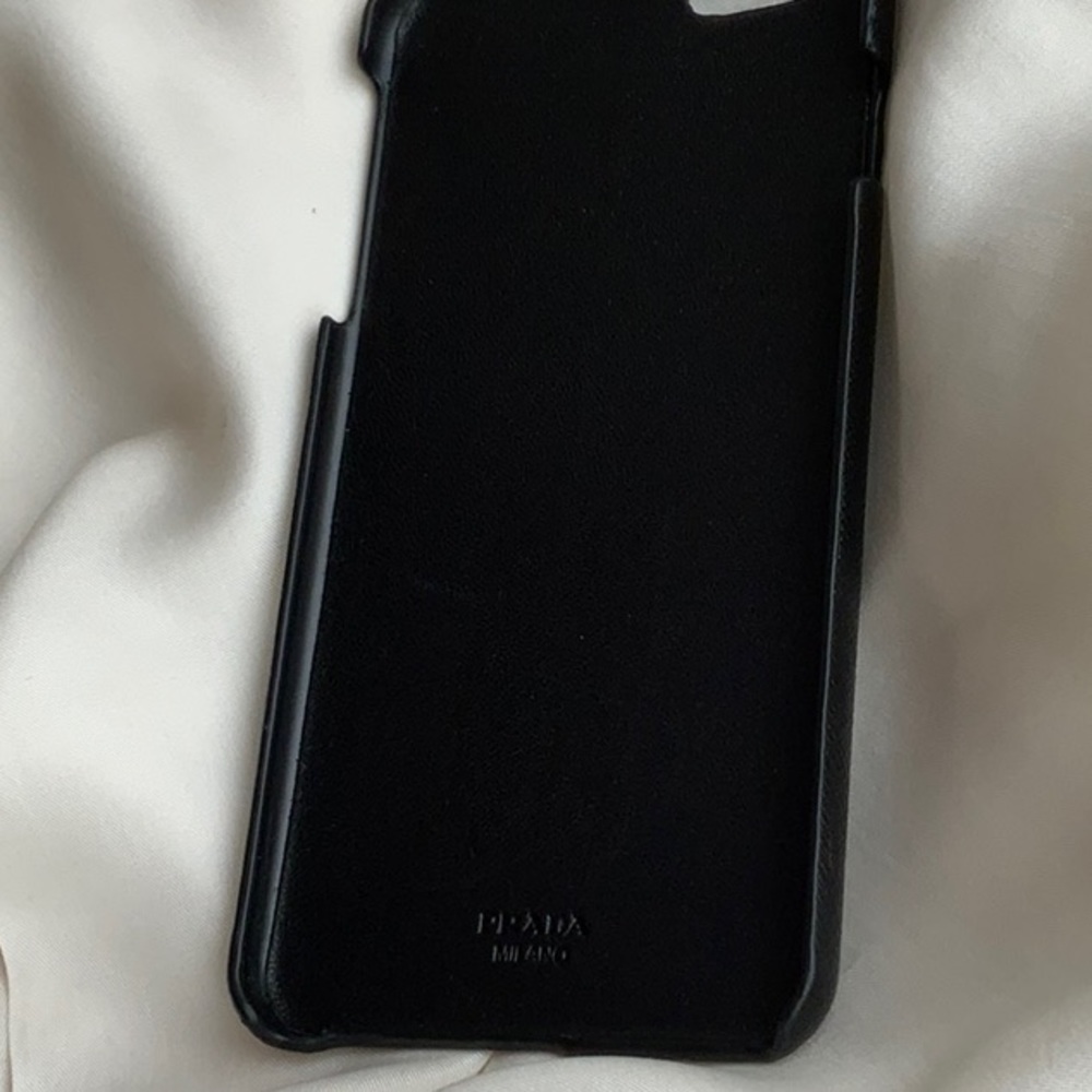 PRADA phone case - Picture 5 of 10